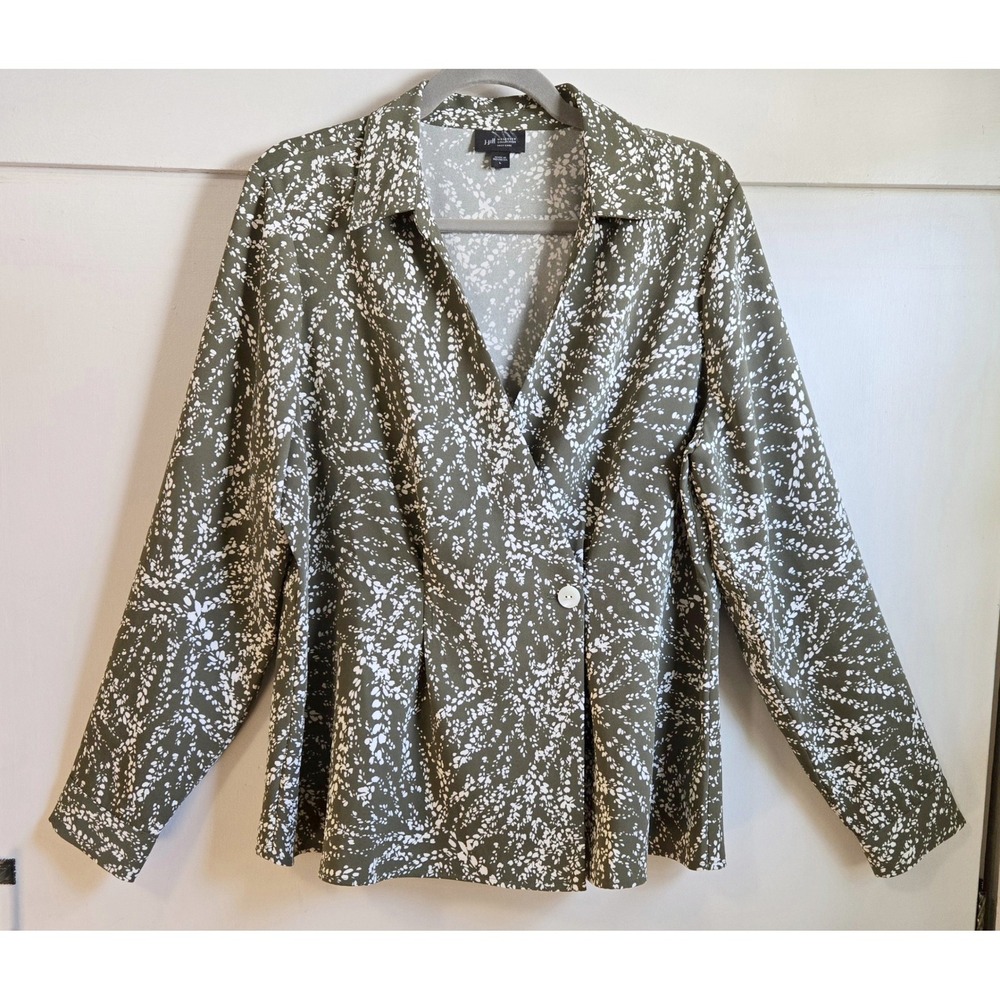 J. Jill Wearever Boho Chic Easy Care Olive White Abstract Wrap Blouse Lg NWOT